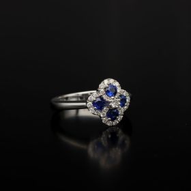 18ct Gold Diamond and Sapphire Ring