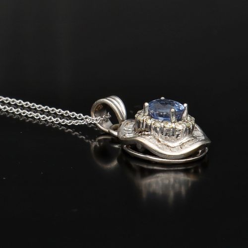 18ct Gold Sapphire and Diamond Pendant Necklace image-4