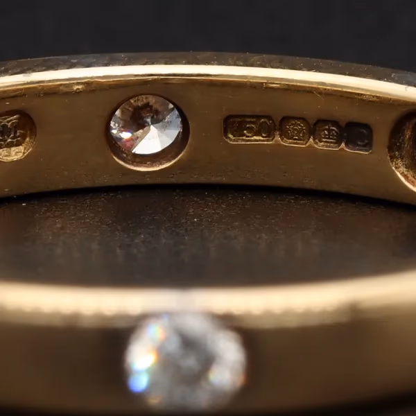 18ct Yellow Gold Diamond Band Ring