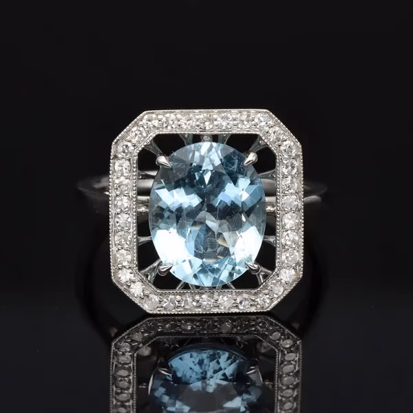 18ct Gold Aquamarine and Diamond Ring