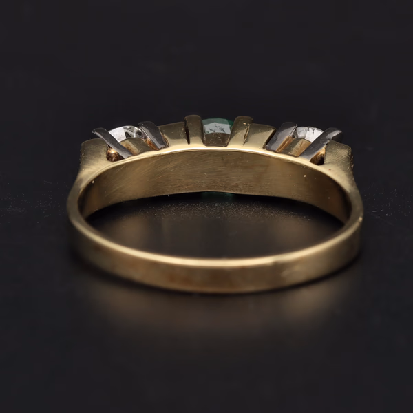 14ct Gold Emerald and Diamond Ring