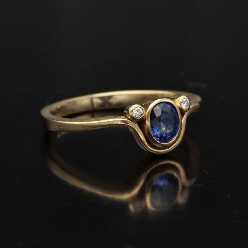14ct Gold Sapphire Diamond Ring image-1