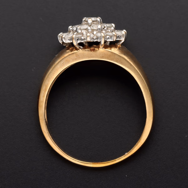 9ct Yellow Gold 1ct Diamond Cluster Ring
