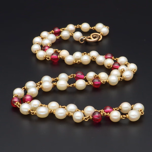 18ct Gold Ruby and Pearl Necklace