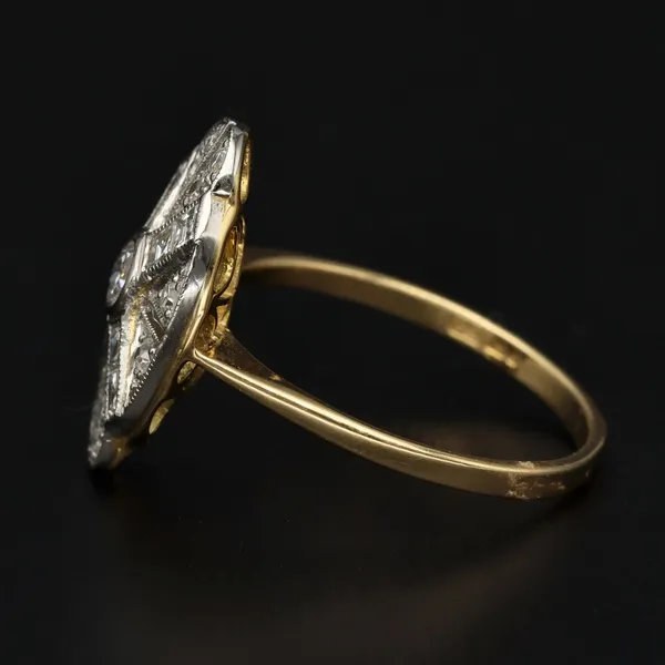18ct Gold Diamond Ring