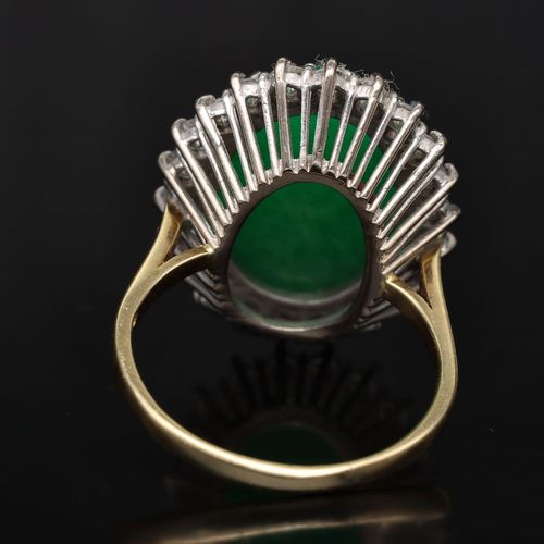 18ct Gold Jade and Diamond Ring image-5