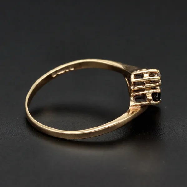 Retro - Vintage Gold Sapphire Diamond Ring