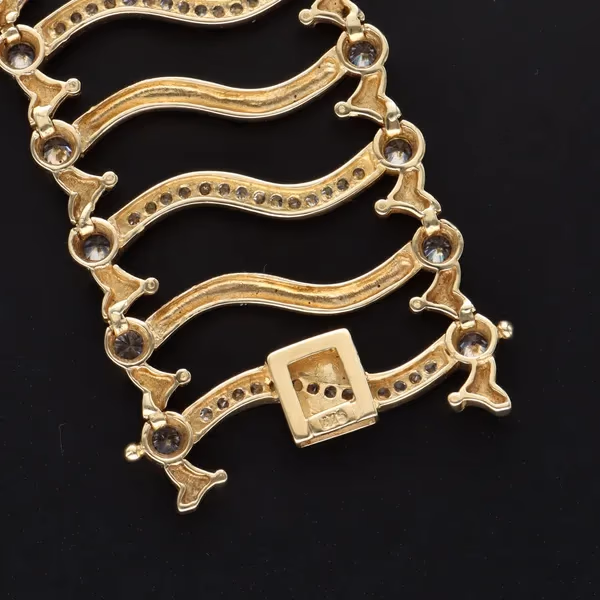 9ct Yellow Gold Diamond Bracelet