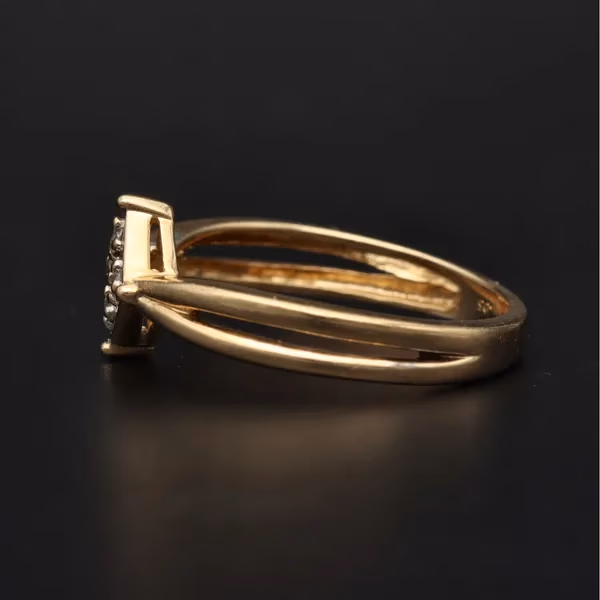 Gold Diamond Ring