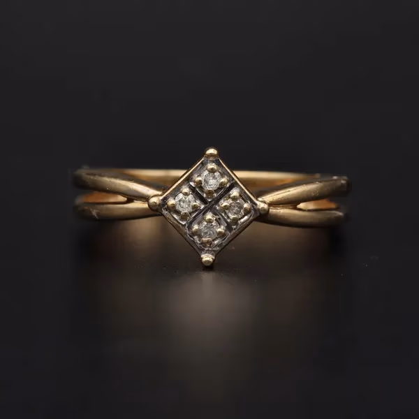 Gold Diamond Ring