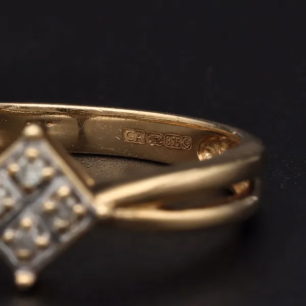 Gold Diamond Ring