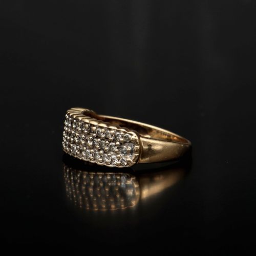 Gold Diamond Ring image-3