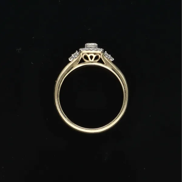9ct Gold Diamond Cluster Ring