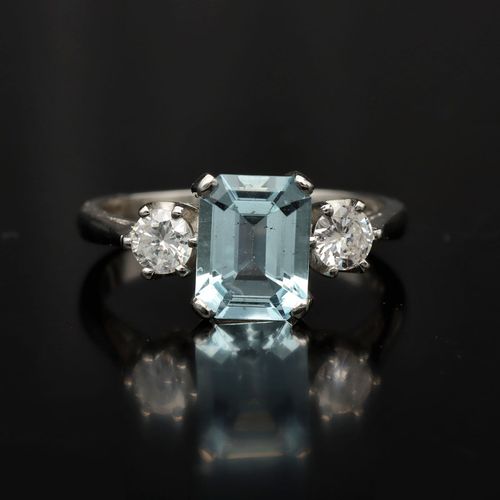 Aquamarine and Diamond Ring image-2