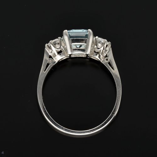 Aquamarine and Diamond Ring image-6