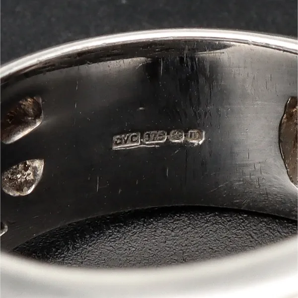 9ct White Gold Diamond Panther Ring