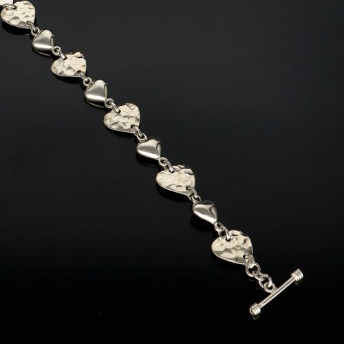 Silver Heart Bracelet image-2