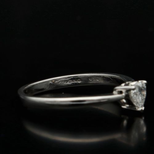 18ct White Gold Heart Shaped Diamond Ring image-5