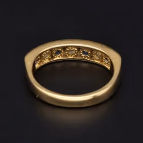 18ct Yellow Gold Sapphire & Diamond Ring
