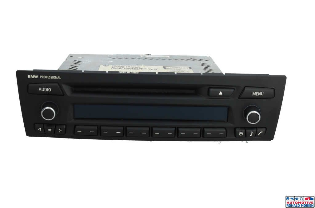 Used Radio CD player BMW 3 serie (E90) Price € 95,00 Margin scheme offered by Automaterialen Ronald Morien B.V.