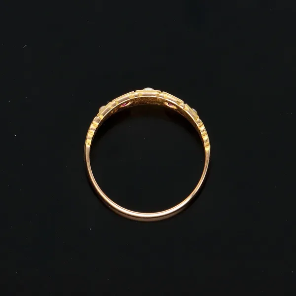 Victorian 15ct Gold Ruby and Pearl Ring