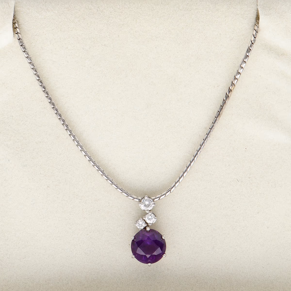 18ct White Gold Amethyst & Diamond Necklace