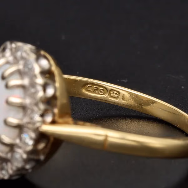 18ct Yellow Gold Opal & Diamond Cluster Ring