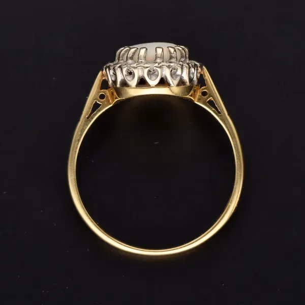 18ct Yellow Gold Opal & Diamond Cluster Ring