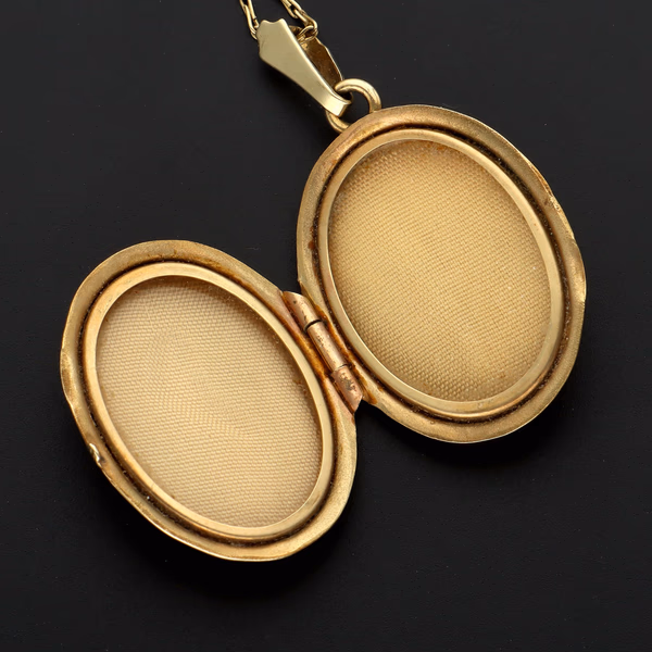 9ct Gold Locket