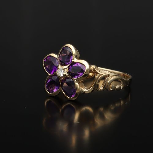 9ct Gold Amethyst Diamond Flower Ring image-3
