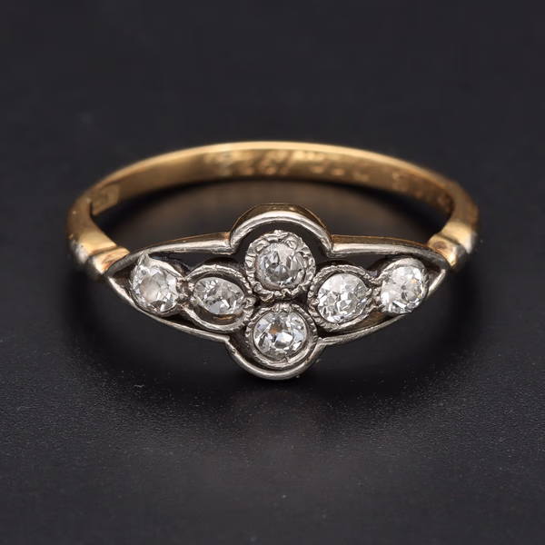 18ct Yellow Gold Art Deco Diamond Ring