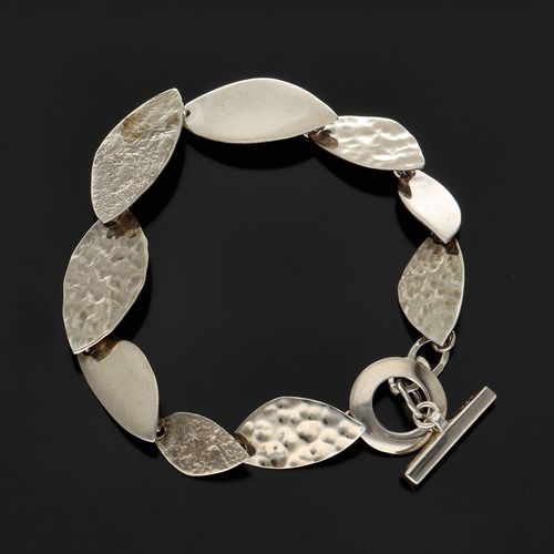 Silver Leaf Link Bracelet image-2