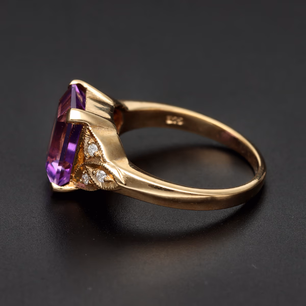 9ct Gold Amethyst and Diamond Ring