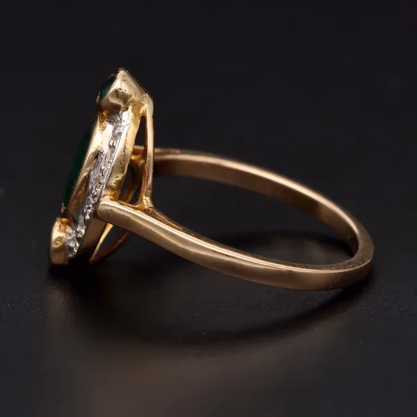 14ct Yellow Gold 1.5ct Natural Colombian Emerald & Diamond Ring