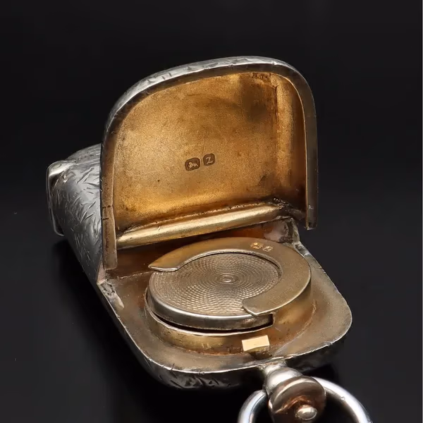 Early 20th Century Silver Sovereign Vesta Case