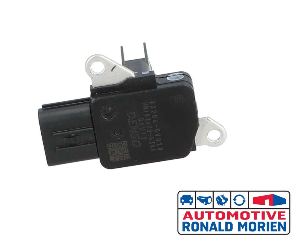 Used Airflow meter Toyota Yaris III (P13) 1.5 16V Hybrid Price € 29,00 Margin scheme offered by Automaterialen Ronald Morien B.V.