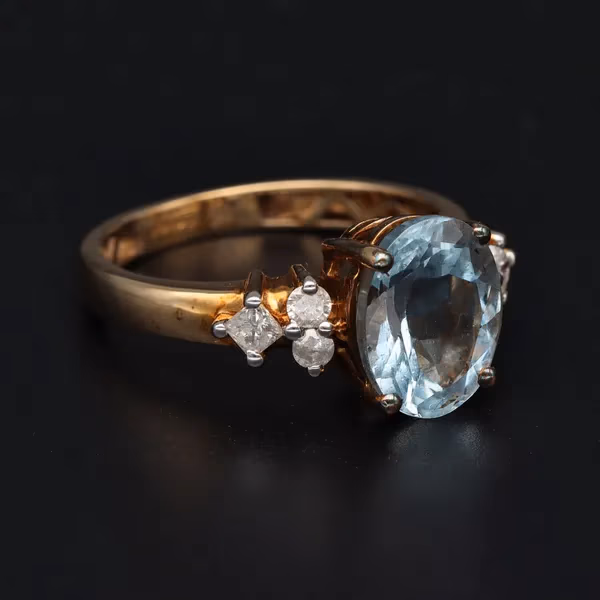 Gold Aquamarine Diamond Ring