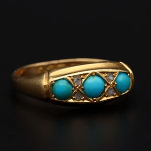 18ct Gold Turquoise and Diamond Ring