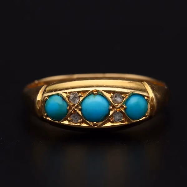 18ct Gold Turquoise and Diamond Ring