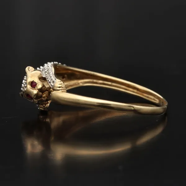 Gold Diamond Ruby Panther Ring. Size X1/2
