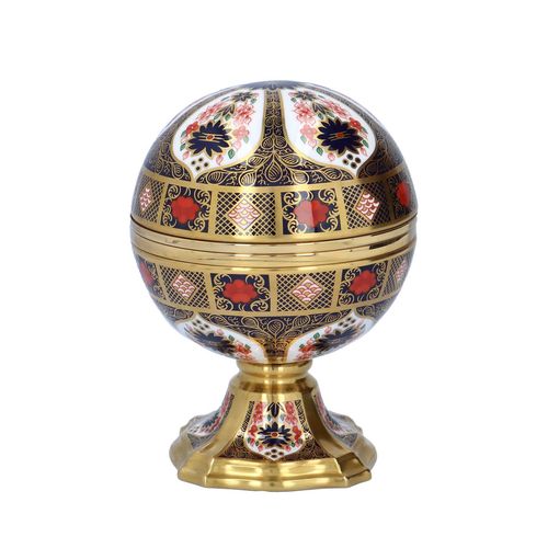Royal Crown Derby 1128 Imari Pattern Millenium Globe Clock image-3