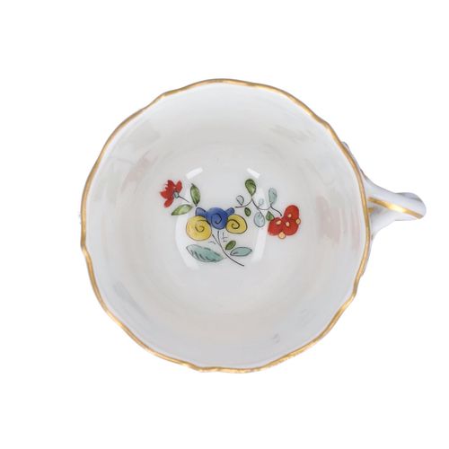 Meissen Chinese Dragons with Storks Cup and Saucer image-5