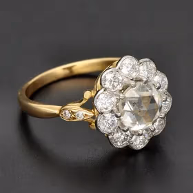 Vintage-Style Daisy Diamond Ring