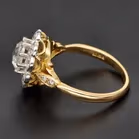 Vintage-Style Daisy Diamond Ring