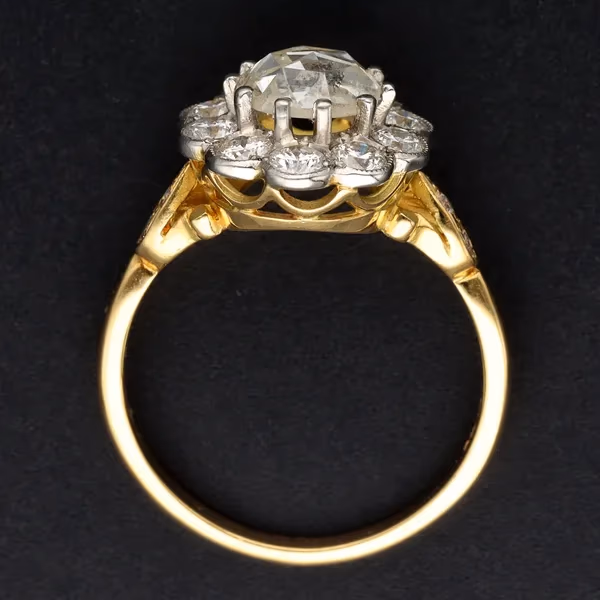 Vintage-Style Daisy Diamond Ring