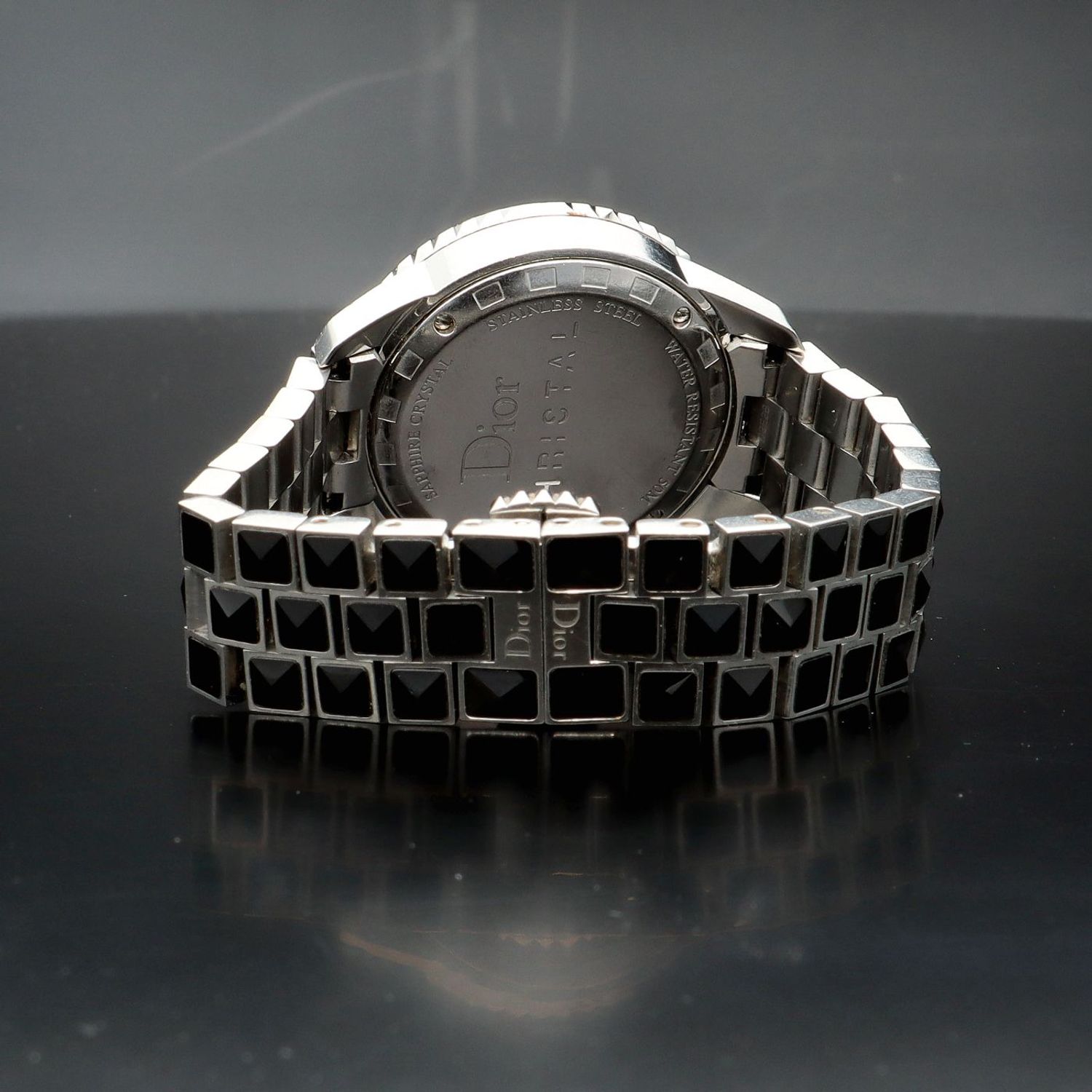 Dior sapphire outlet crystal watch