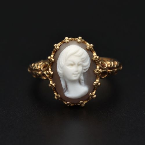 Vintage 9ct Gold Cameo Ring image-2