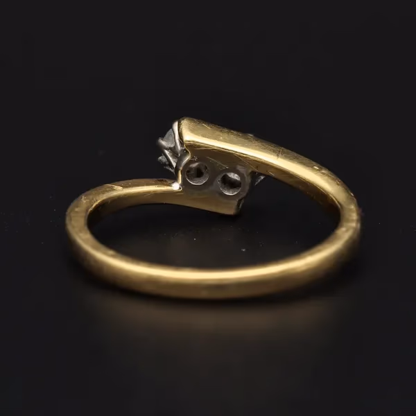 18ct Gold Diamond Ring