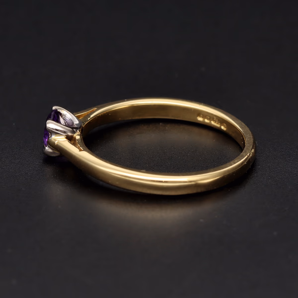 18ct Gold Amethyst Ring