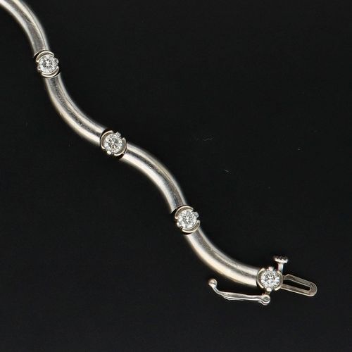 14ct Gold Diamond Bracelet image-4